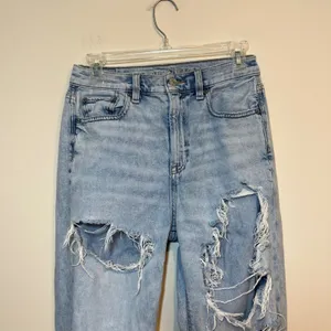 American Eagle Jeans Baggy Jean Blue Denim Distressed Light Wash 0 Short Petite‎ thumbnail 3