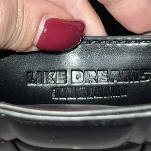 Like Dreams Black‎ Weaved Purse With Crossbody Strap And Gold Chain Handle thumbnail 10