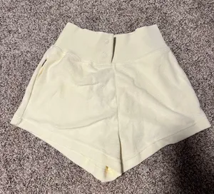 Nike Cream  Cloth Shorts thumbnail 6