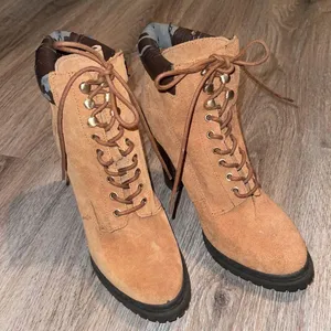 BCBGeneration Martin’s Combat Boots Size 10M thumbnail 4
