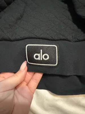 Alo Cropped Yoga Hoodie thumbnail 3