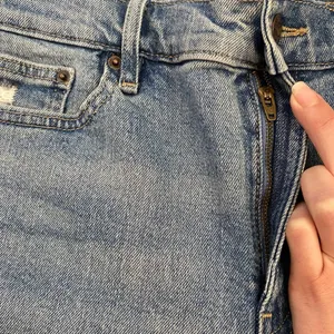 7 For All Mankind High Waist Ankle Skinny Jeans With Silver Shimmer Side Stripe thumbnail 6