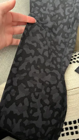 Lululemon Align Leggings 21” thumbnail 2