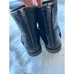 Frye Women's Phillip Harness Boots 6.5 B Black Leather Ankle Zip Motorcycle thumbnail 3