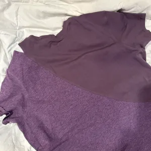 Lululemon Short Sleeve Shirt Purple Size 4 Size S/M thumbnail 9