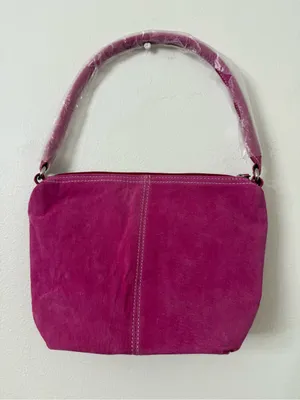 Y2K Suede Shoulder Bag in Fuchsia Pink thumbnail 4