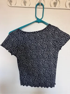 Brandy Melville Navy Button Crop Top thumbnail 3