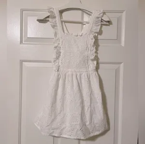 Lulu's Sweet Bliss White Floral Eyelet Smocked Ruffled Backless Dress Size Med thumbnail 4