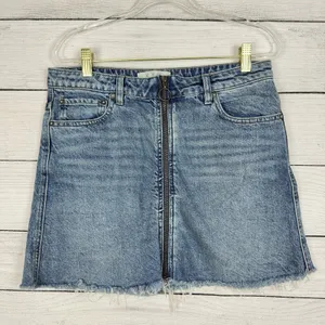 We The Free People Denim Mini Skirt Size 29 Zippered Front Fringe‎ Coquette Cute thumbnail 2