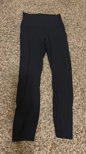 Lululemon Align High Rise Crop with Pockets 23" Leggings Size 4 Black W6BKKS thumbnail 1
