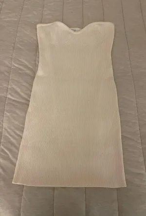 Princess Polly Strapless Dress thumbnail 1
