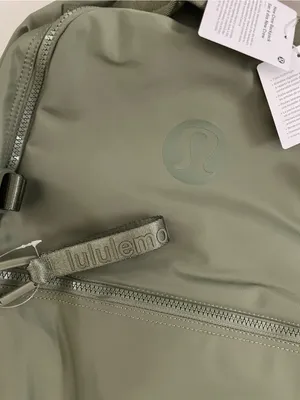Lululemon NWT New Crew Backpack 22L Water Repellent Green thumbnail 9