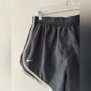 Nike Women's Black and White‎ Running Athletic Shorts thumbnail 2