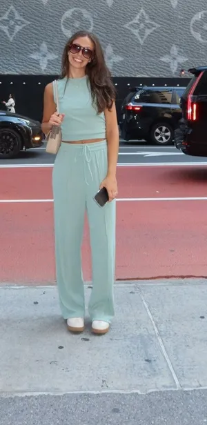 TikTok Green Lounge Set thumbnail 1