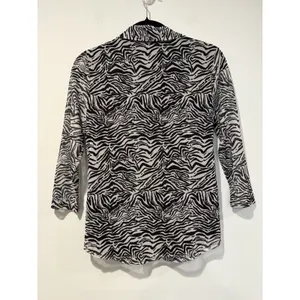 Cable & Gauge Button Up Top Small Zebra Sheer 3/4 Sleeve Travel Work Vacation thumbnail 2