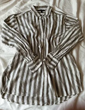 Banana Republic long sleeve shirt thumbnail 3