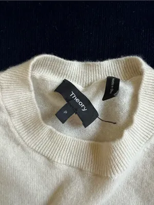 Theory White Cashmere Sweater thumbnail 4