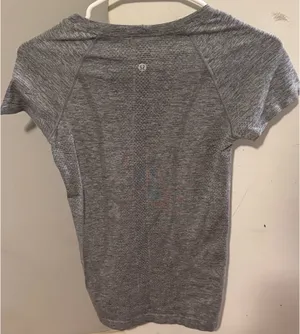 Lululemon Swiftly Tech Short Sleeve 2.0 thumbnail 2