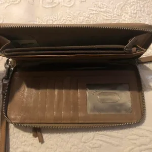 Lucky Brand British Tan Leather Long Zip-Around Wristlet Wallet thumbnail 4