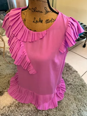 Super pretty shirt size M. 💜 Pink Size M thumbnail 2