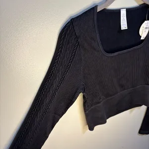 Offline by Aerie Black Ribbed Crop Medium Fitted Long Sleeve Contemporary Boho thumbnail 7