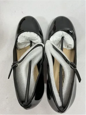 Womans New In Box City Classified Kaylee Mary Jane Style Pumps Size 8 Black thumbnail 5
