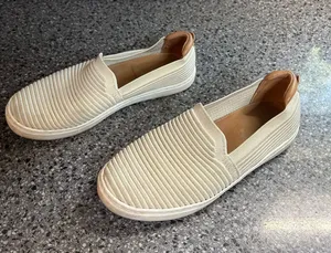 Kelly & Katie Men's Ribbed Slip-On Loafers in Cream with Tan Heel thumbnail 1