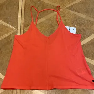 NWT!! Hurley Low Back Strappy Tank Top Small thumbnail 7