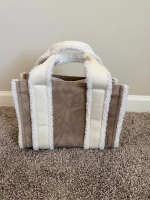 NWT Lululemon Boxy Mini Tote Bag 4.5L *Faux Shearling Trims ivory thumbnail 5