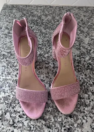 Gianni Bini Heels pink thumbnail 1