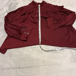 By Anthropologie Burgundy Ruffle Shoulder Peasant Blouse Long Bishop Sleeve XL thumbnail 4