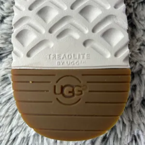 NWOT UGG Pink and Tan Slippers with Suede Bows thumbnail 5