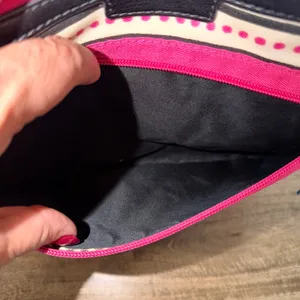 Fossil Eliza Crossbody Bag Striped Canvas Pink‎ Black Zip Top Shoulder Purse thumbnail 3