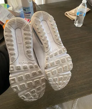 Running Shoes thumbnail 3