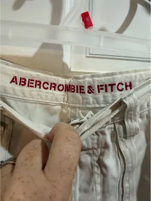 Abercrombie & Fitch Beige Shorts with Drawstring Waist Size Medium thumbnail 2