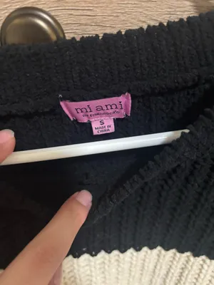 Sweater thumbnail 3