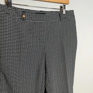 🔆 White House Black Market chevron patterned Ankle Taper dress pants thumbnail 2
