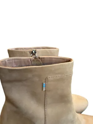 Toms Tan Suede Ankle Boots Wood Block Heel Booties Comfortable Size 9.5 Women's thumbnail 10