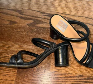 Dolce Vita Heels Size 6 thumbnail 1
