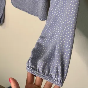 American Eagle Powder Blue Polka Dot Balloon Sleeve Smocked Crop Top Small thumbnail 4