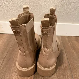 Sam Edelman Laguna Cream Tan Ankle Chelsie Boots‎ Size 8M thumbnail 3