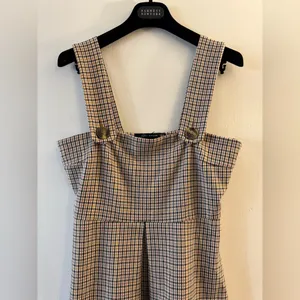 Zara plaid dress pinnafore size M gingham plaid mini dress thumbnail 5