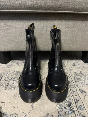 Dr Martens Jetta Hi Max Leather Platform Boots thumbnail 5