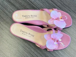 NWOT Taryn Rose Orchid kitten heels. Size 38.5 (8). thumbnail 3