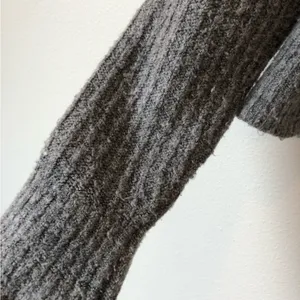 Abercrombie and Fitch Grey Crew Neck Cardigan Size M thumbnail 6
