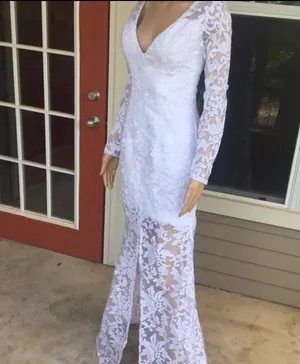 White Lace Long-Sleeve Bridal Gown with V-Neck and Front Slit thumbnail 6