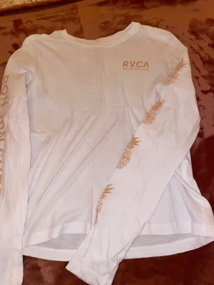 T-shirt thumbnail 1