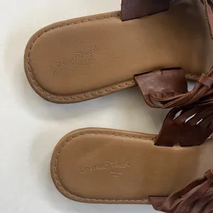 Universal Threads Women's Addie Double Strap Slide Sandals 8 Flats Brown Beachy thumbnail 5