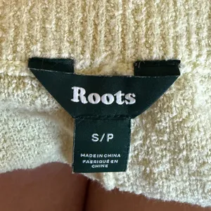 Roots Women's Yellow Organic Cotton Blend Boucle Sweater Shorts Set Size Small‎ thumbnail 8