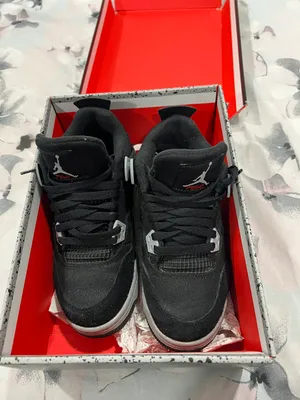 4s”Black Canvas” thumbnail 2